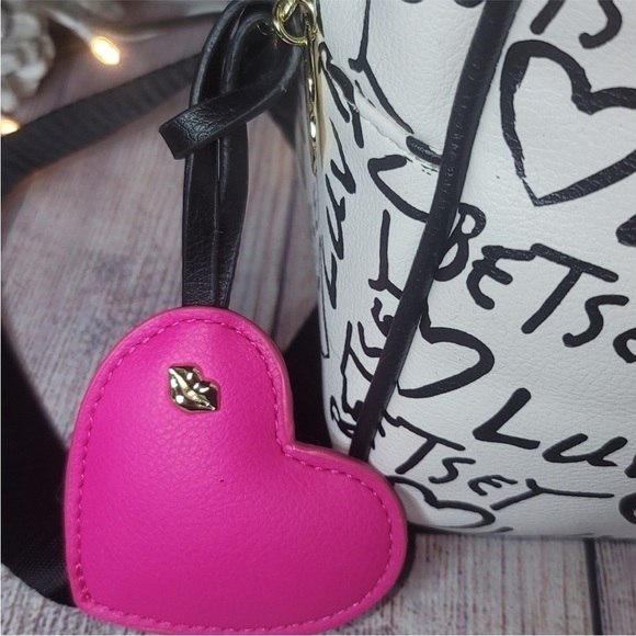 Betsey Johnson LUV Heart Backpack Hot Pink White Black - Picture 13 of 16